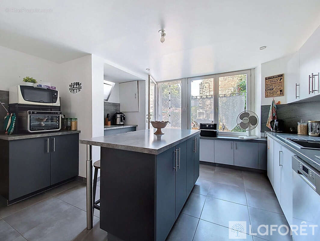 Appartement à CHEMILLE