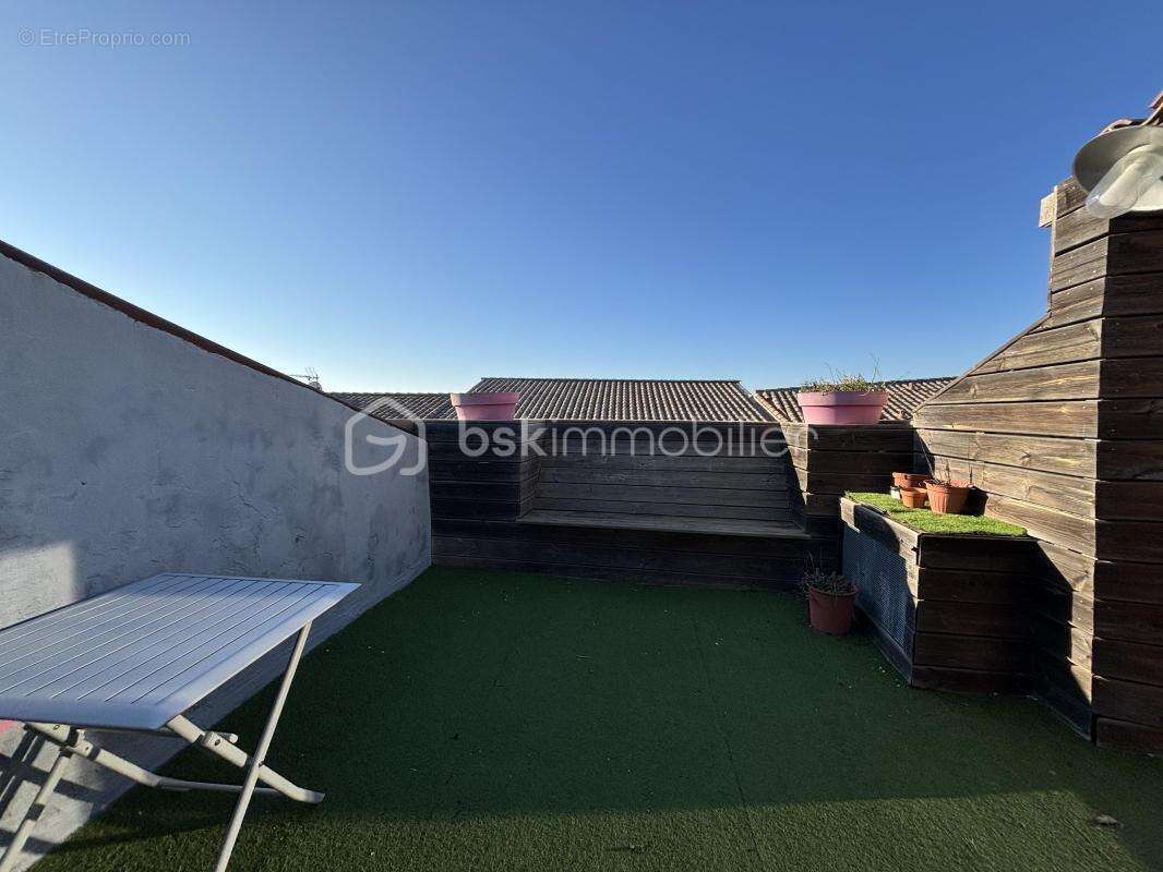 Maison à SAINT-PAUL-TROIS-CHATEAUX