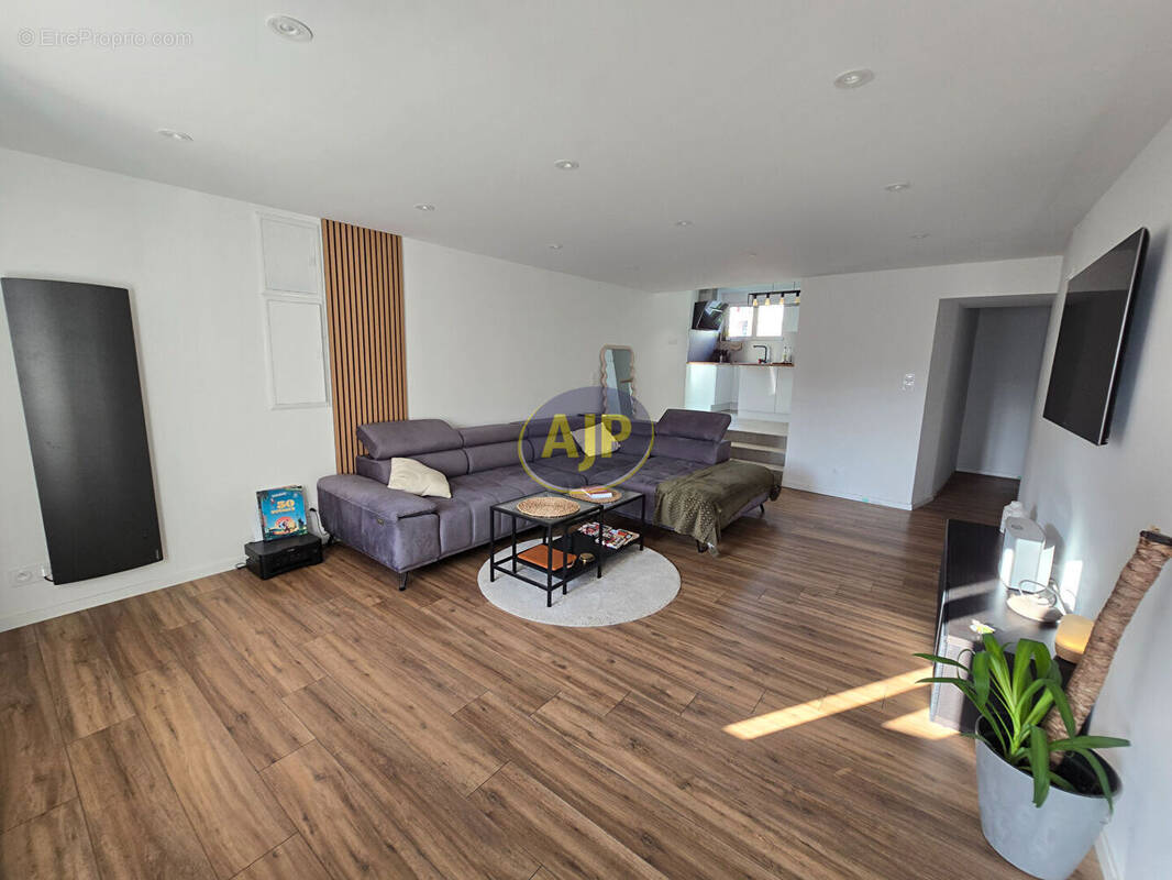 Maison à GUEMENE-PENFAO