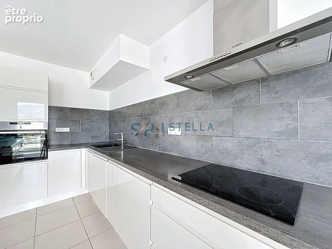 T4 dernier étage avec garage box, Idéal investissement locatif ! - photo 4