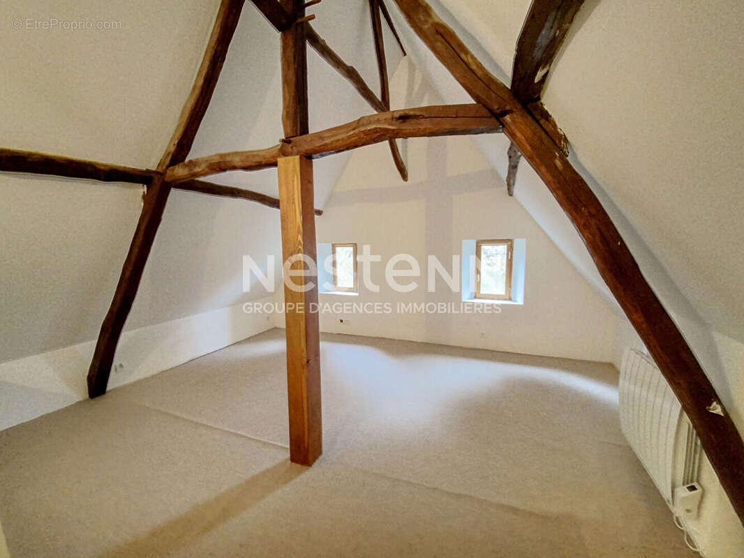 Maison à COMMENCHON