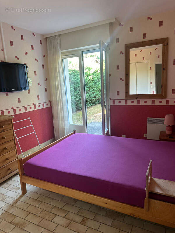 GASTES, opportunité à saisir pour cette maison au calme, à fort potentiel. - photo 12