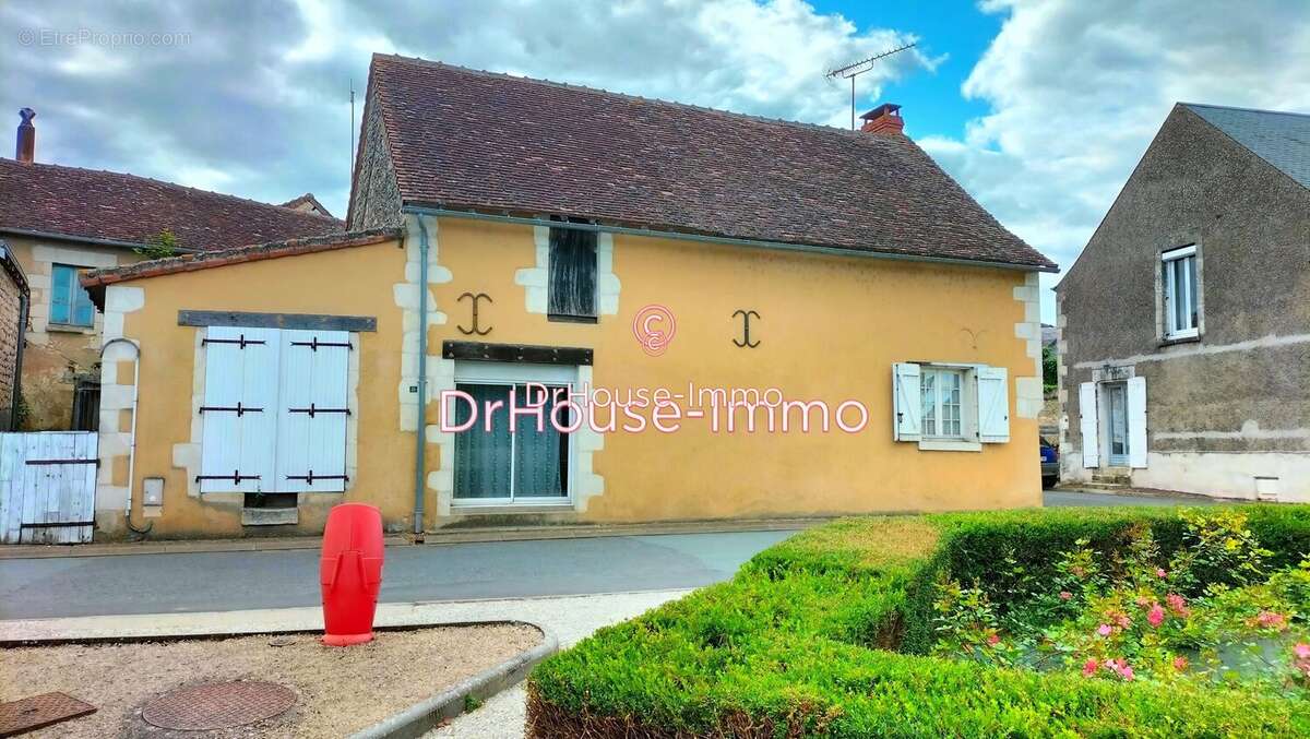 Maison à ANTOGNY-LE-TILLAC