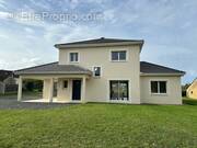 Maison à MONTGIVRAY