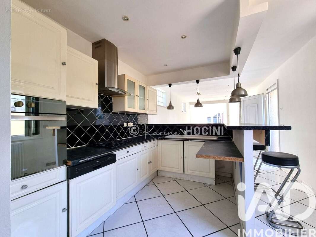 Photo 6 - Maison à VILLENEUVE-LE-ROI