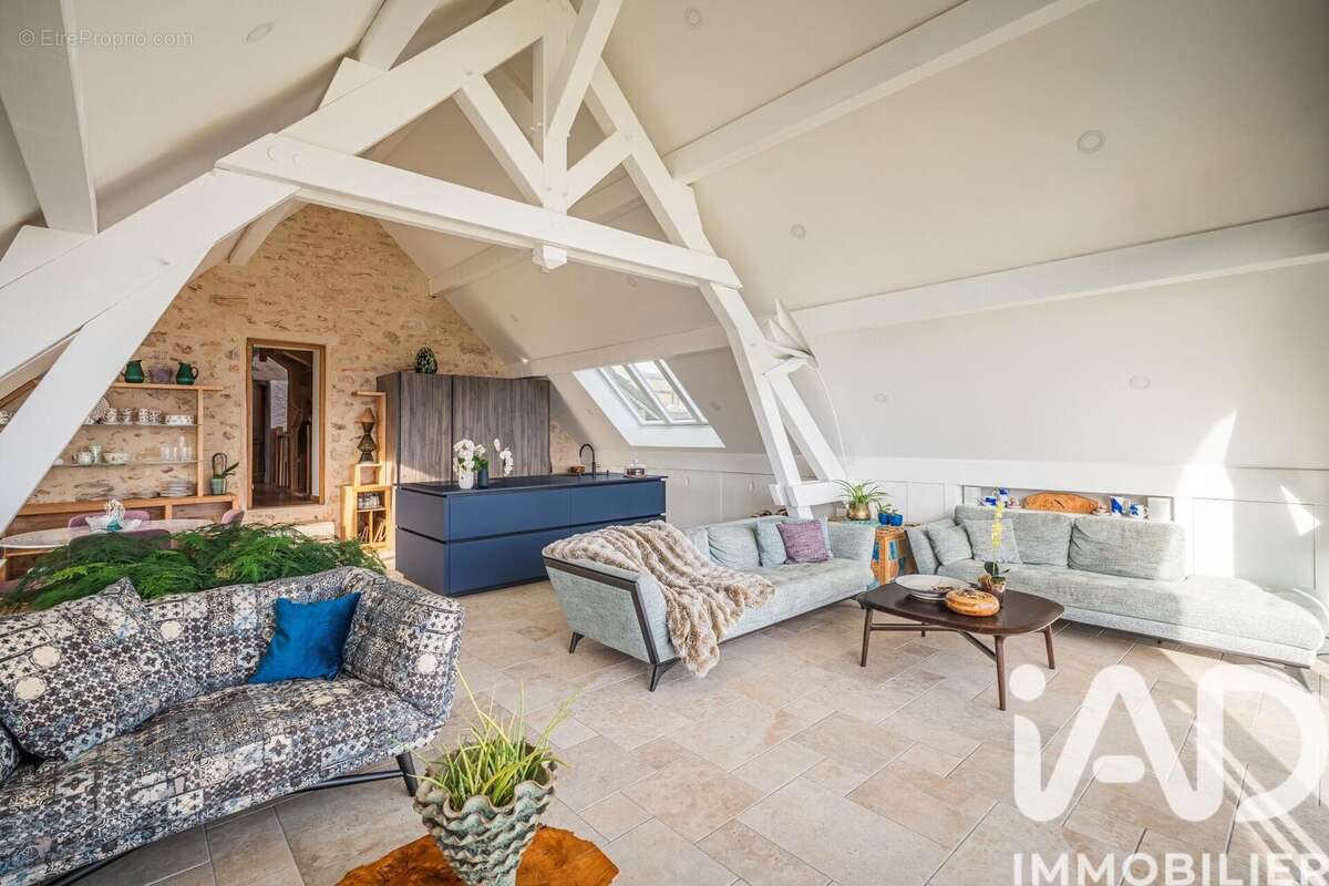 Photo 2 - Maison à MIRIBEL-LES-ECHELLES