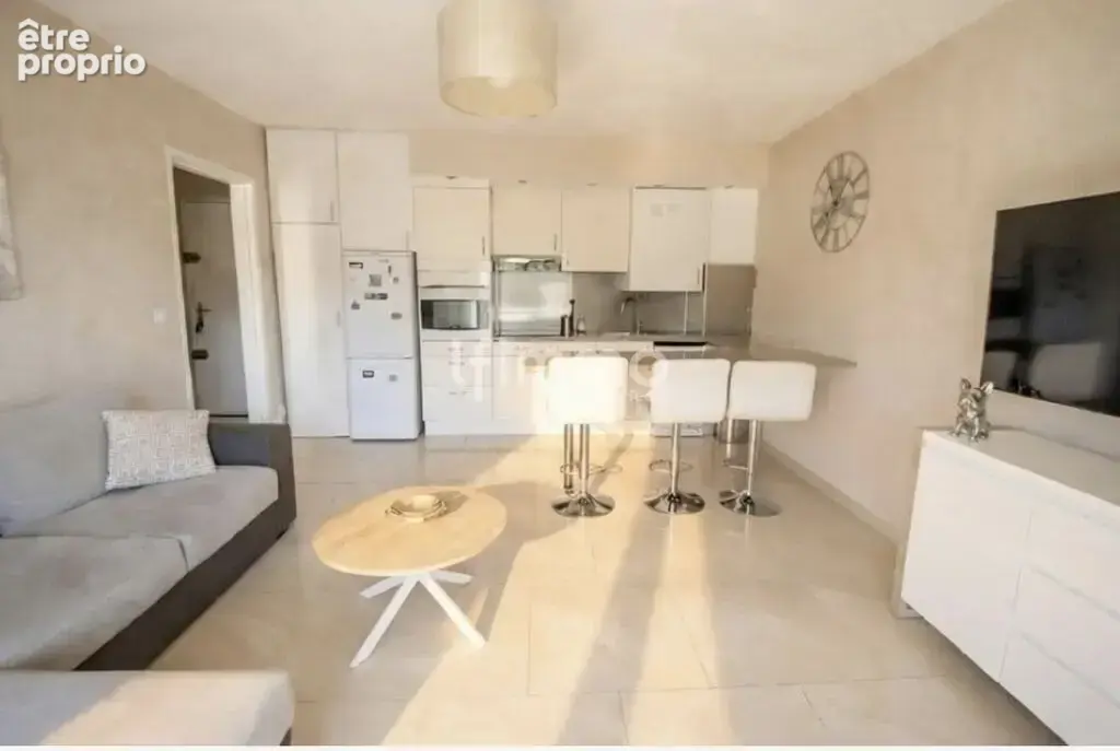 Carnoux/ Appartement/ Terrasse/Stationnement - photo 3