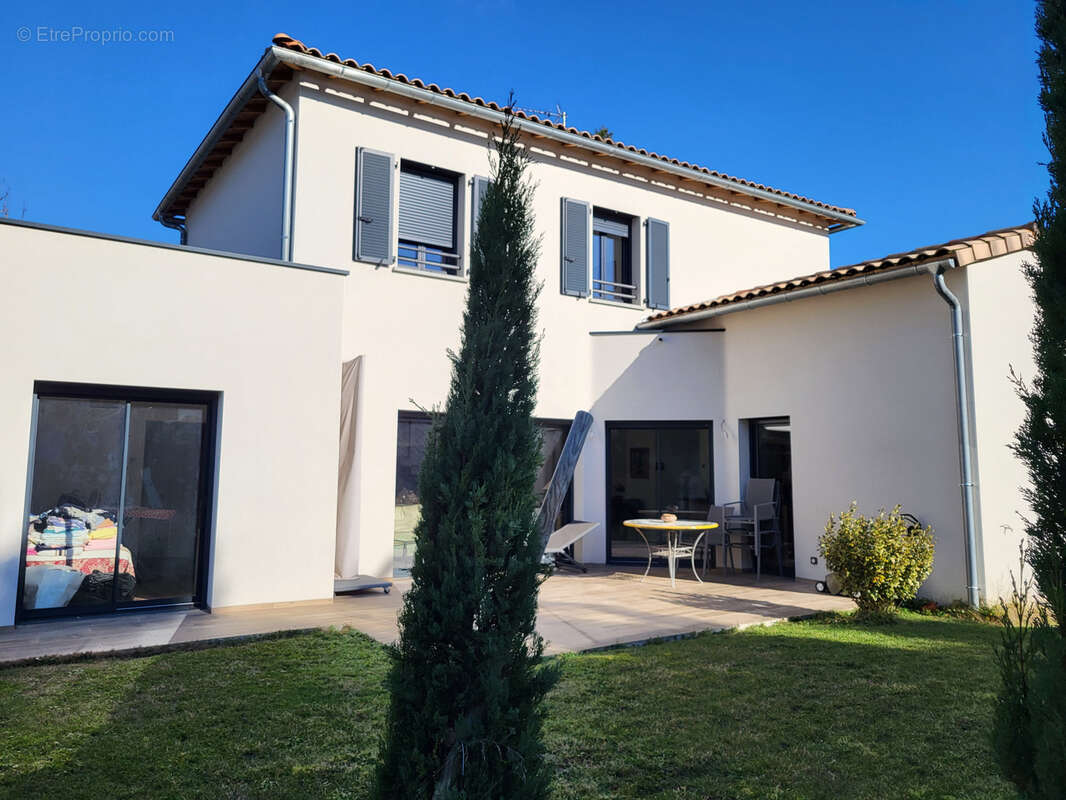 Maison à POMPERTUZAT