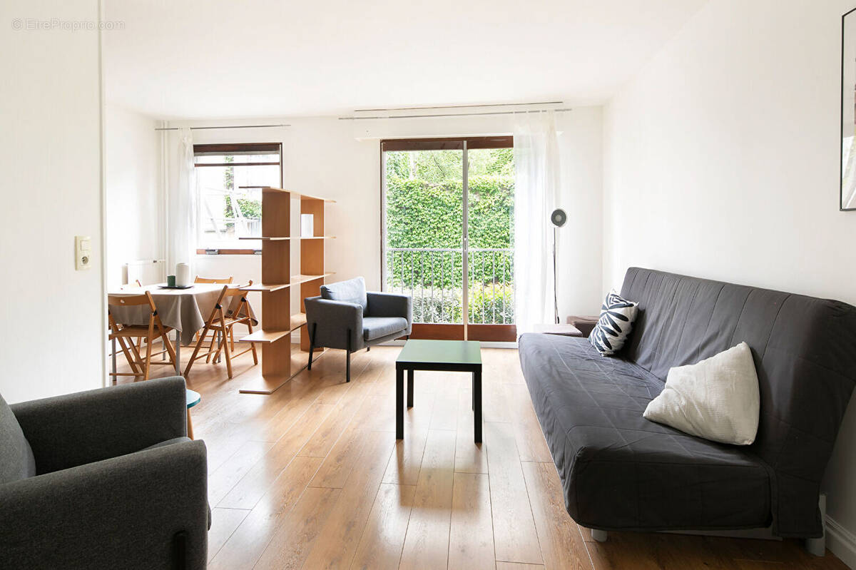 Appartement à PARIS-11E
