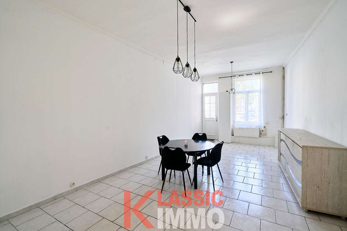Maison 4 chambres avec un extérieur et garage 10 m² - photo 6