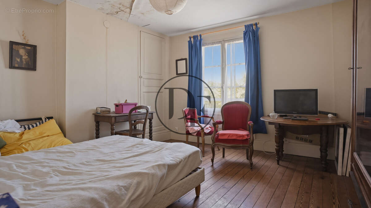 Appartement à FONTAINEBLEAU