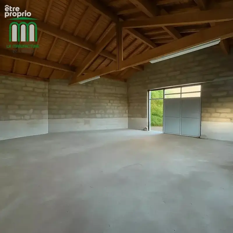 Maison avec hangard et garages secteur terrenoire proche des acces autoroutier - photo 12