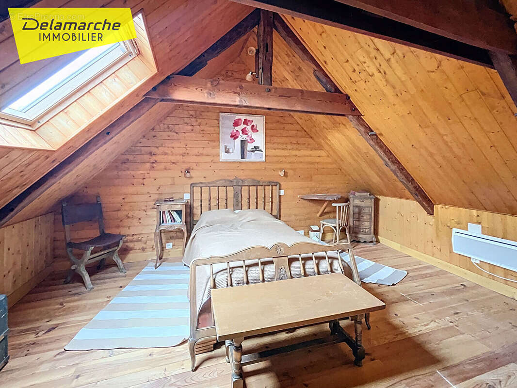 Maison à QUETTREVILLE-SUR-SIENNE