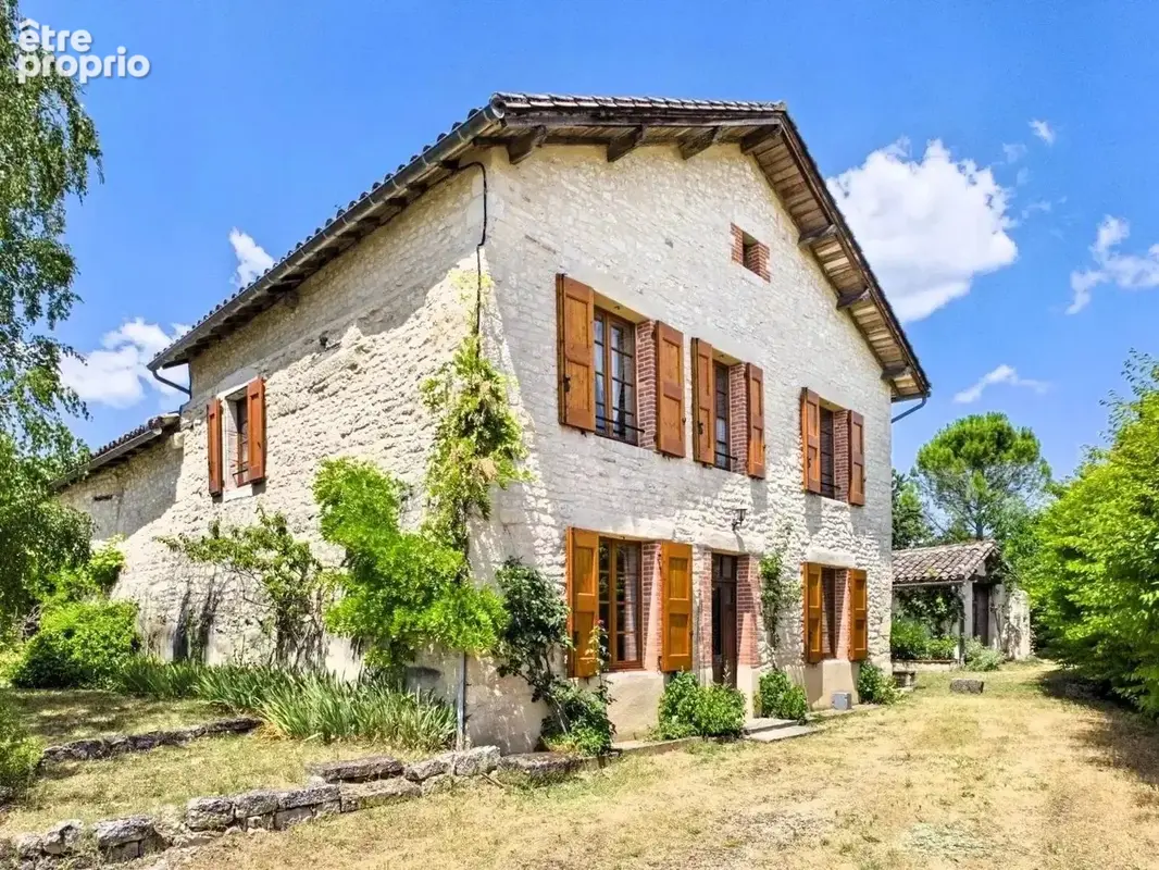 Triangle d’Or : maison de caractère de 6 chambres avec grand jardin et piscine - photo 8
