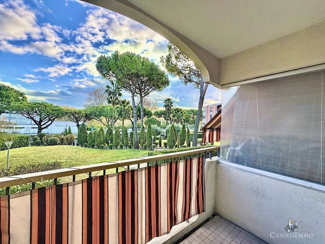 Appartement à MANDELIEU-LA-NAPOULE