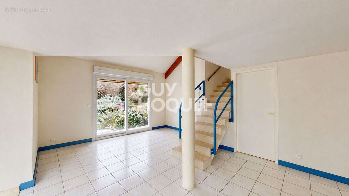 Appartement à SEVRIER