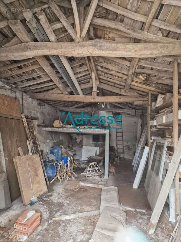 Autre à MONTREVAULT