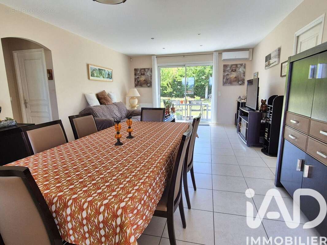 Maison 88 m² à Aussillon  - photo 3