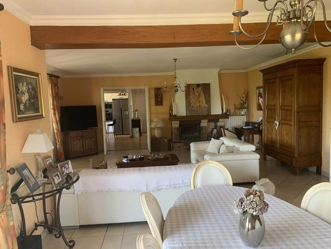 Maison 161 m² à Lamarche-Sur-Saone  - photo 5