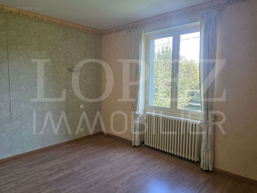 Ensemble immobilier avec maison et appartement - photo 7