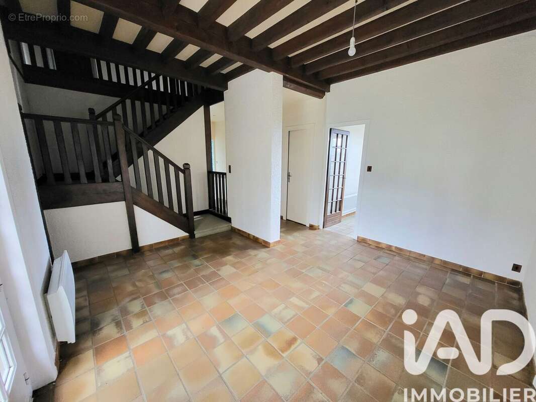 Photo 6 - Maison à SAINT-JUST-SAINT-RAMBERT