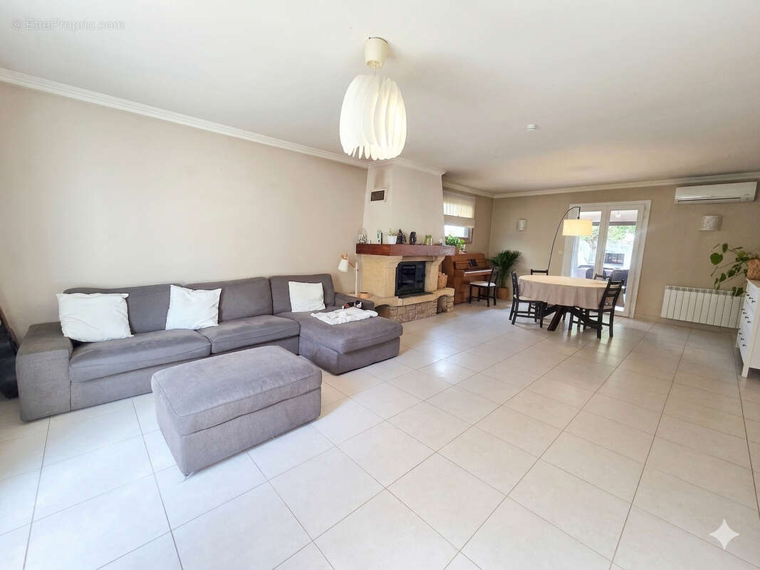 Maison Bouaye 7 pièce(s) 160 m2 - photo 2