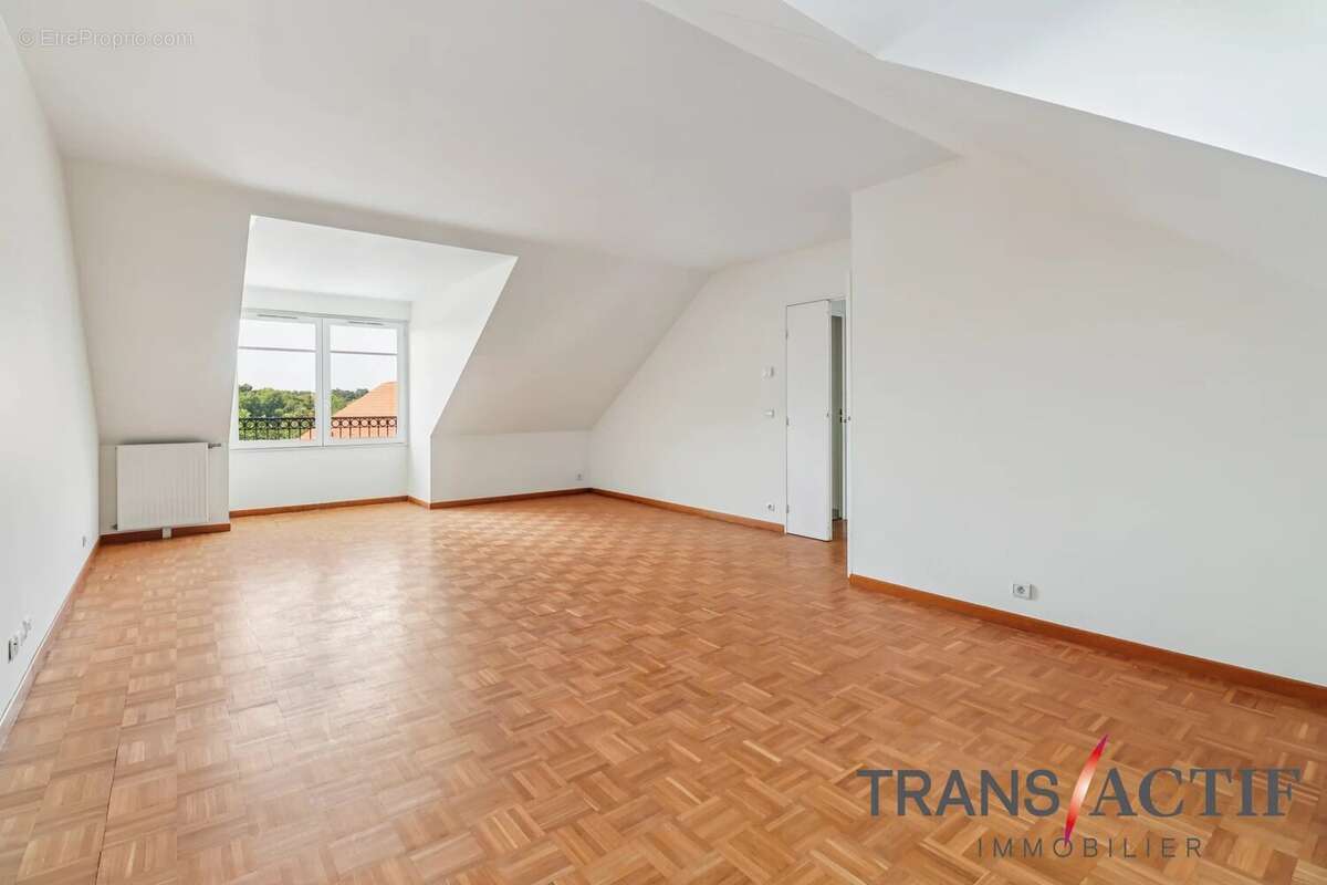 Appartement 4 pièces lumineux – RAMBOUILLET (78120) - photo 3