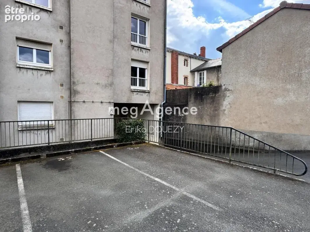 Appartement T1 BIS 35m² - Au calme, place de parking - photo 7