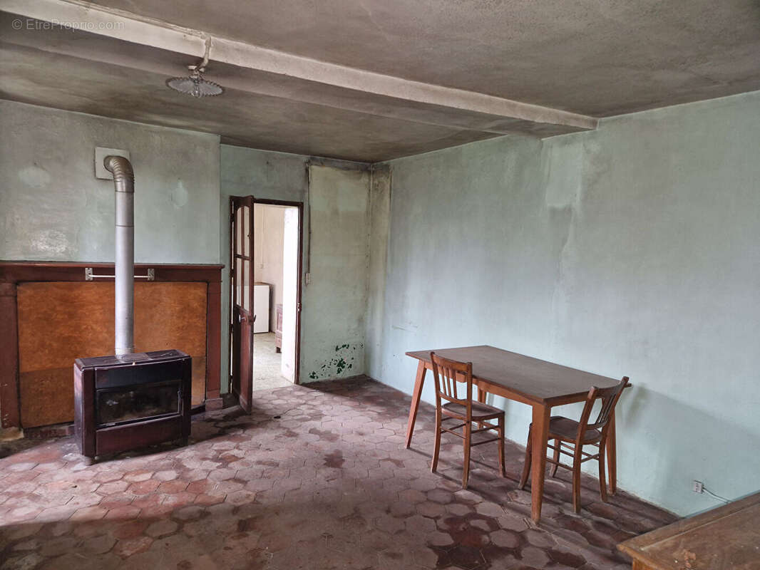 Maison à SAINT-ELIPH