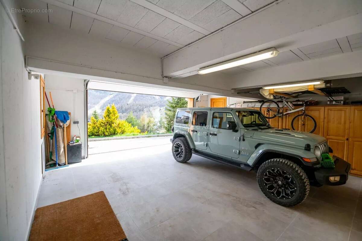 Maison à SAINT-ETIENNE-DE-TINEE