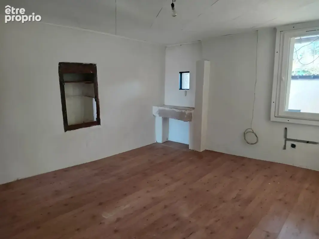 EXCLUSIVITÉ ! OPPORTUNITÉ RARE ! Maison à fort potentiel à Mensignac - photo 5