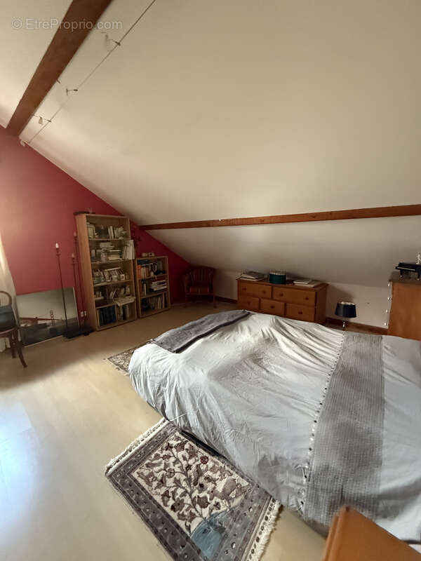 Maison à LONGCHAMP