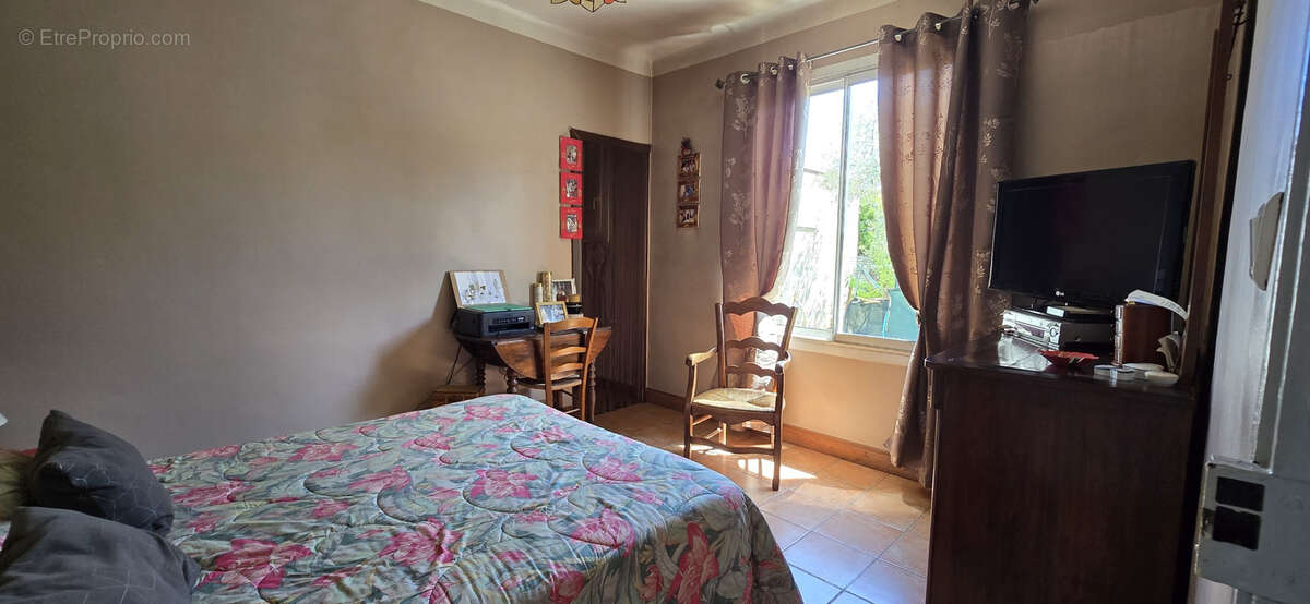 Maison à MORIERES-LES-AVIGNON