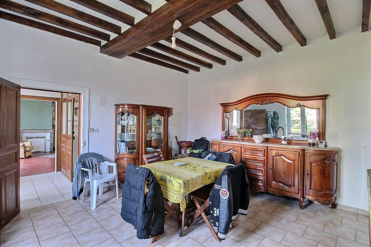 Maison à NEUVY-SAUTOUR