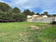 Terrain à FONTVIEILLE