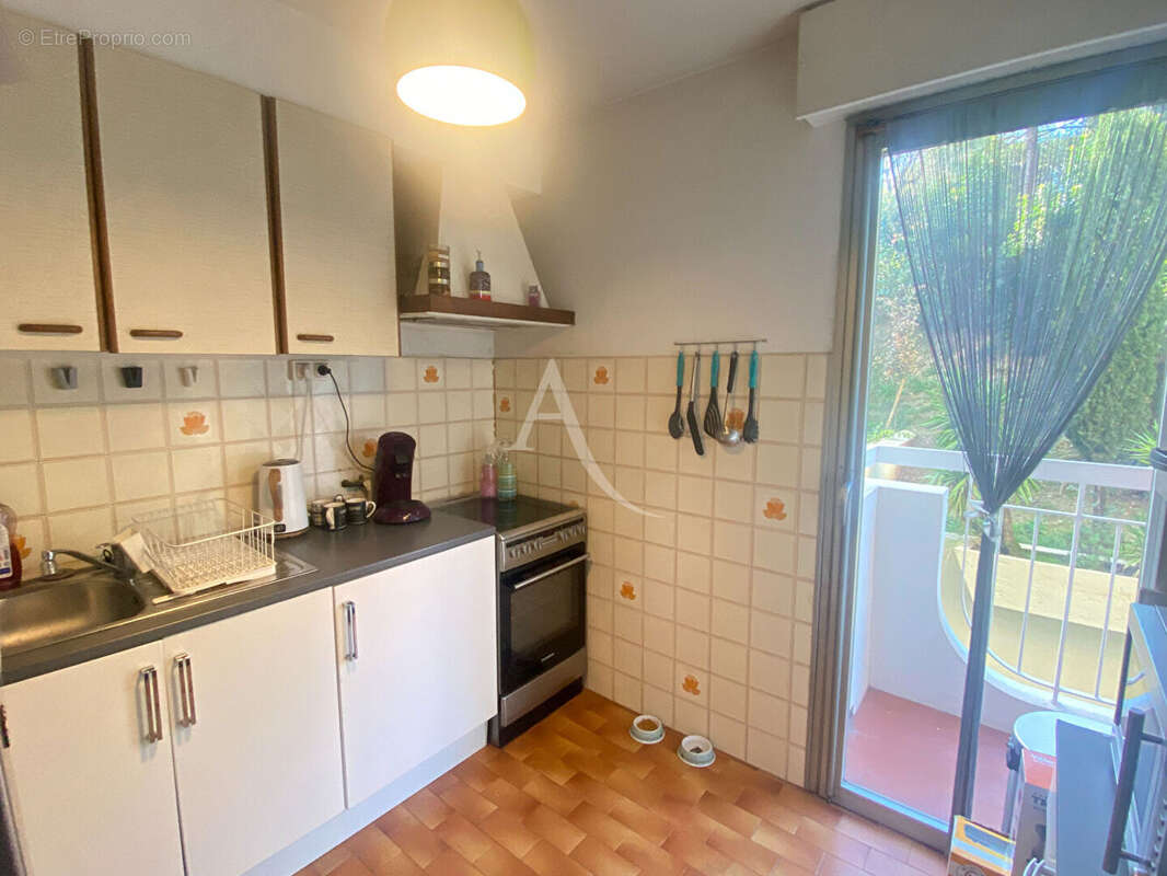 Leo imbert : studio 33,71 m2 avec balcon - photo 3