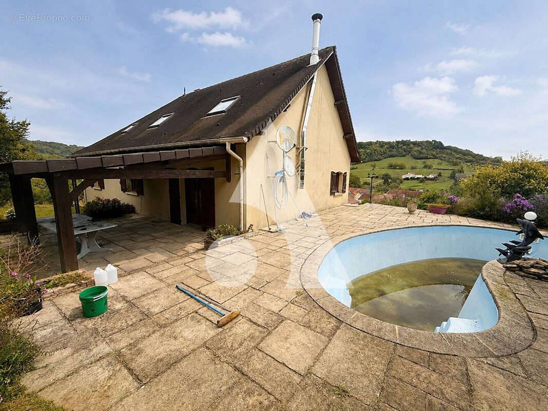 Maison à SALMAGNE