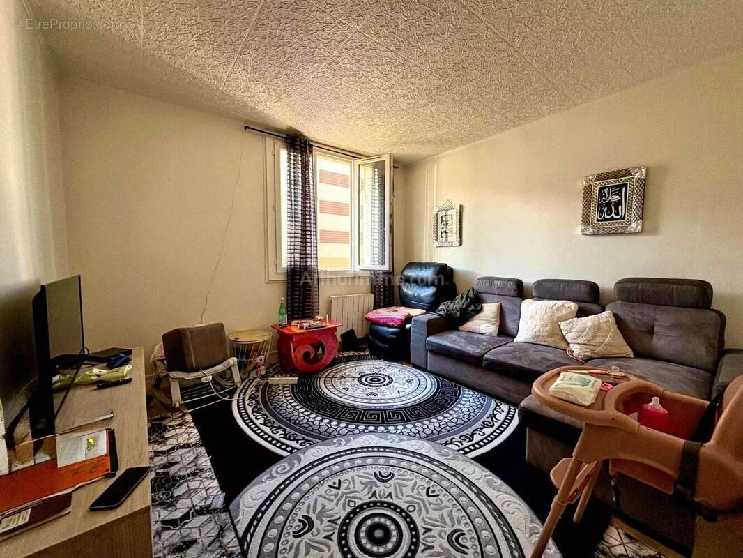 Appartement à FONTAINE