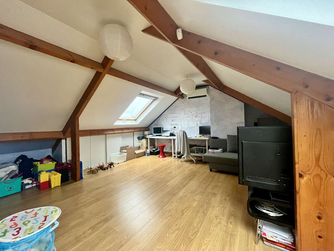 Maison à VILLEPREUX