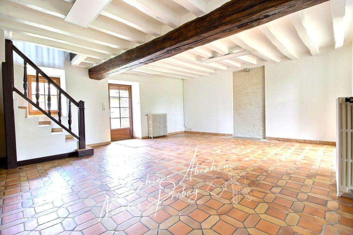 Maison à TOURY