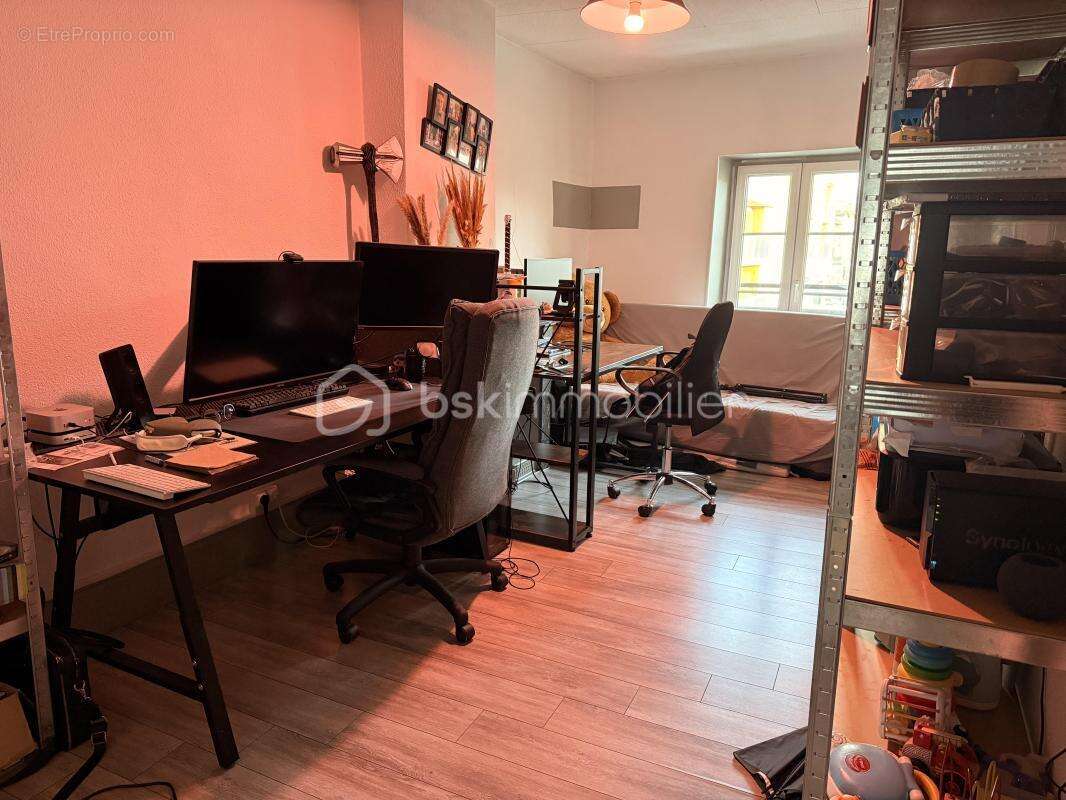 Appartement à BOURG-DE-PEAGE