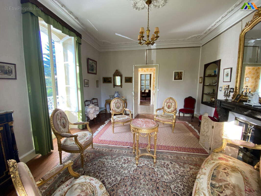 350 m² à Louvie-Juzon  - photo 5