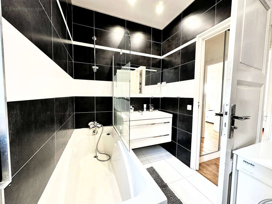 Appartement 3 pièces - 2 chambres - 92 m2 - photo 14