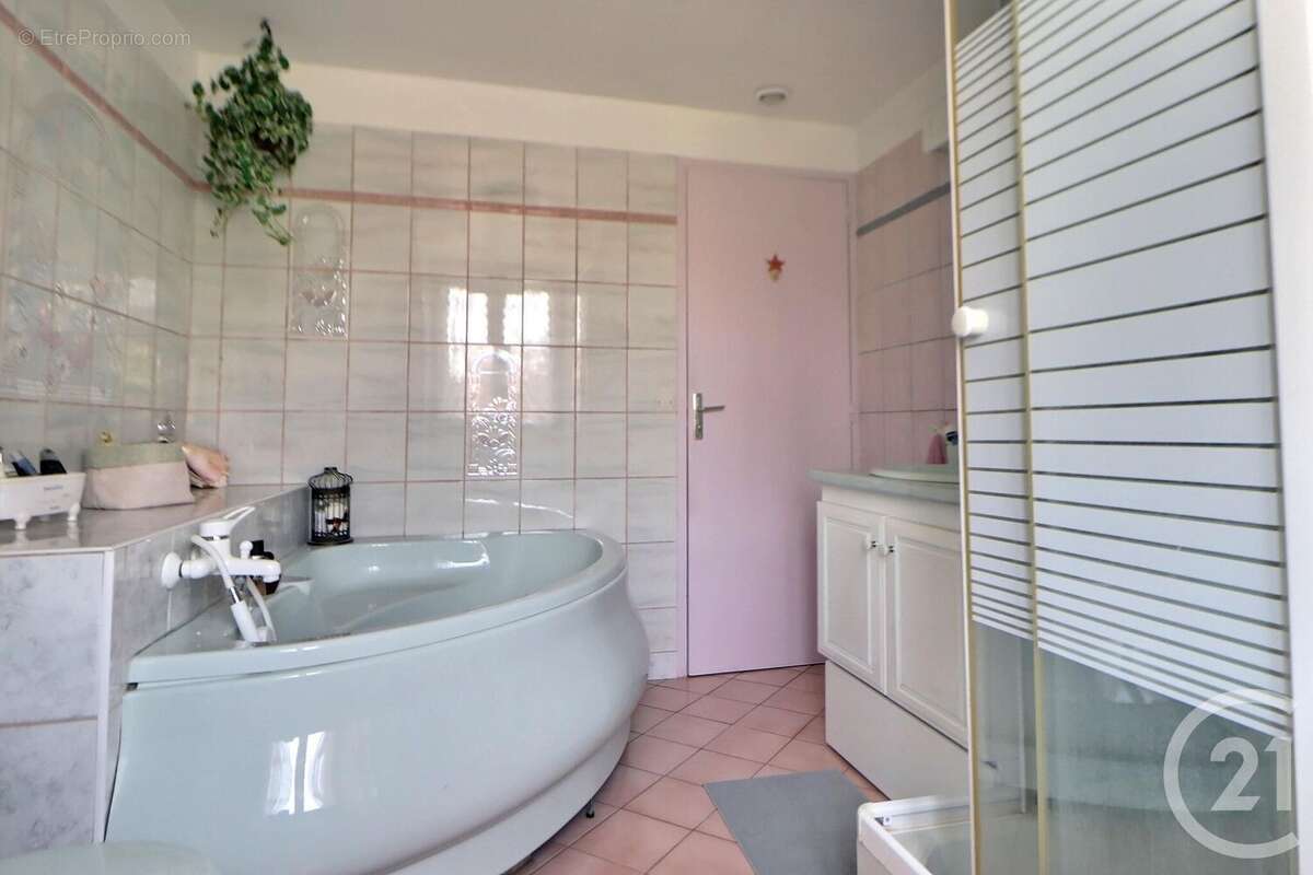 Maison à AULNAY-SOUS-BOIS