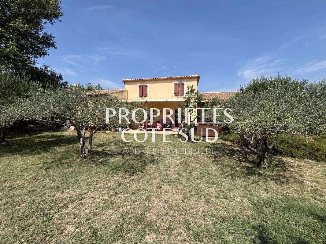 Maison à ROCHEFORT-DU-GARD