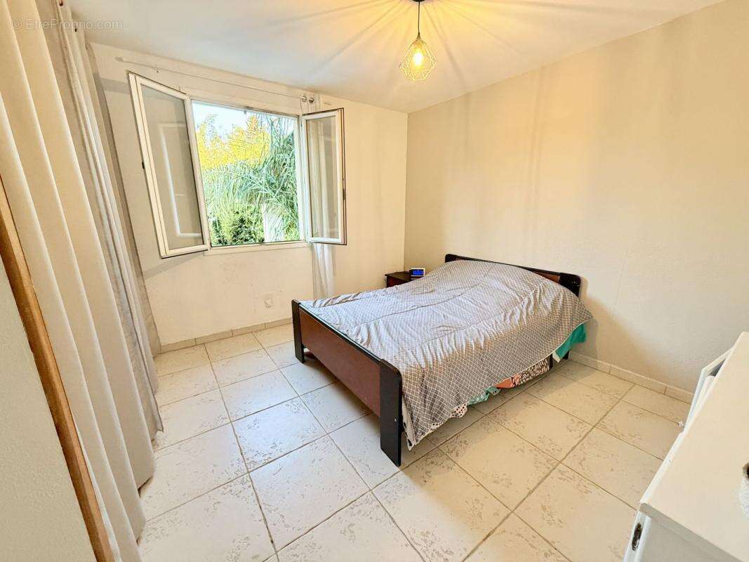 Maison à COURTHEZON