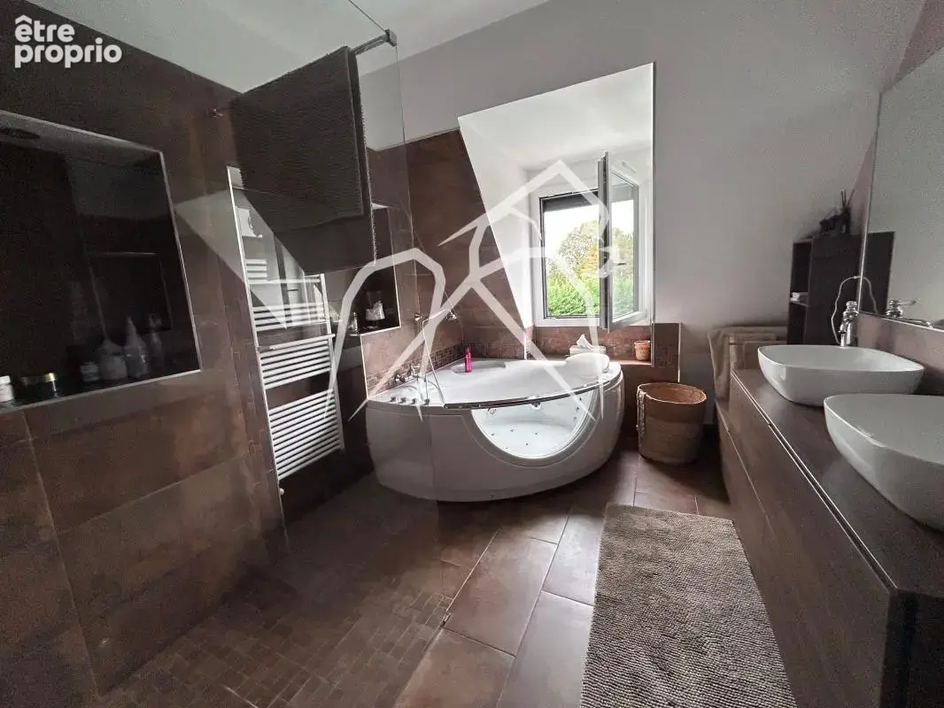 Maison  6 pièces  Houppeville  170 m²  Prestations haut de gamme - photo 8