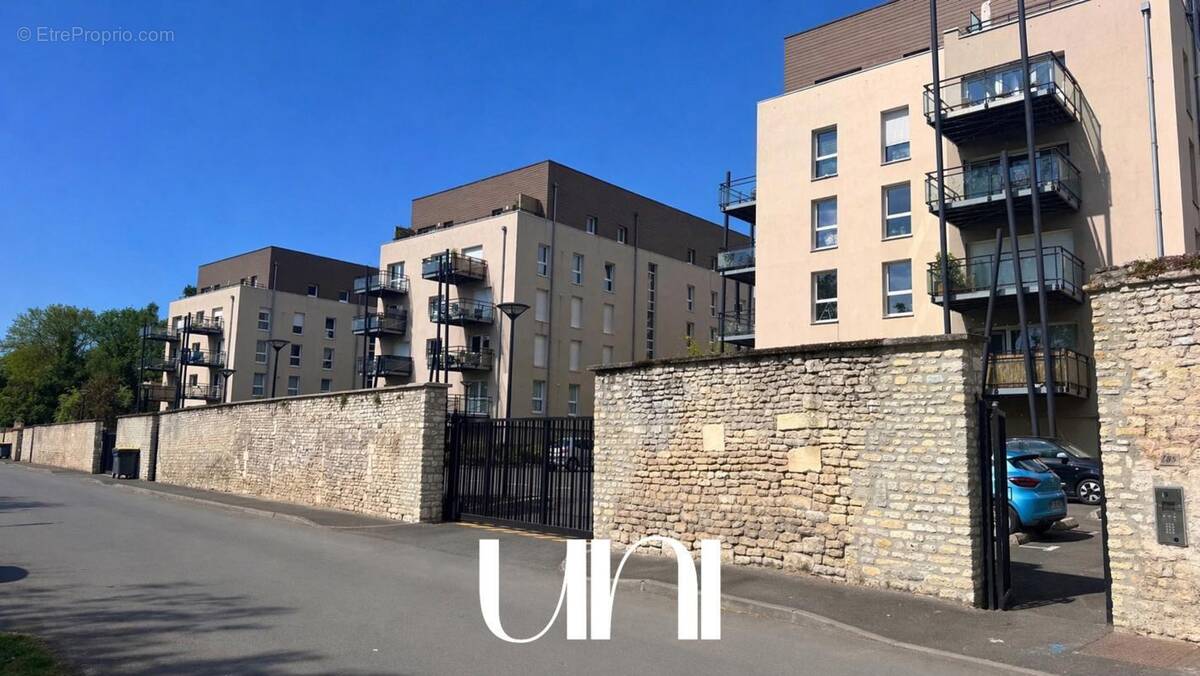 Appartement à HEROUVILLE-SAINT-CLAIR