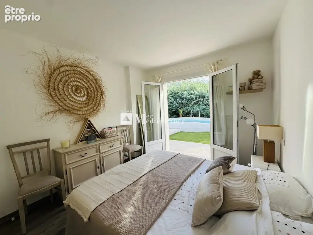 EN EXCLUSIVITÉ - Aux Issambres : Villa rénovée avec piscine, proche de la plage - Possibilité d’agrandissement - photo 15
