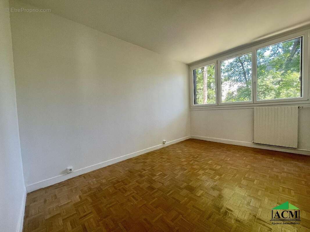 Appartement à MERY-SUR-OISE